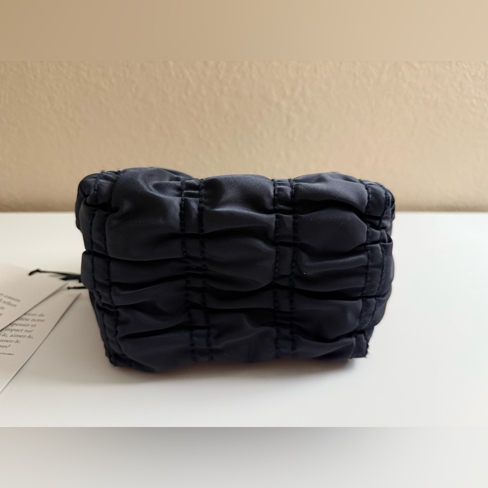 NWT Coach Small Boxy Cosmetic Case - Picture 3 of 7